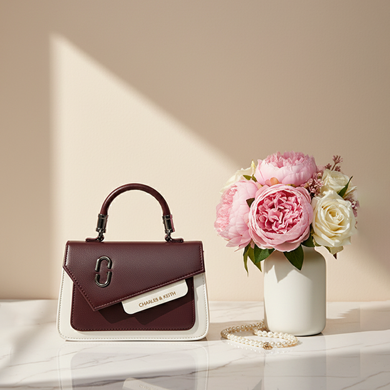 Elegant Two-Tone Bag 